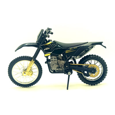 1:18 Scale Off-Road Dirt Bike Die-Cast Model – Premium Metal Motocross Collectible - www.bellaqueen.in