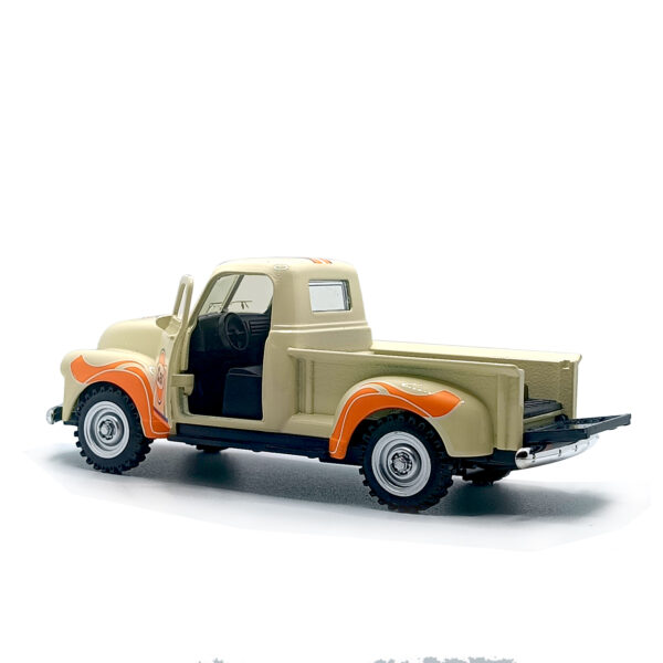 1950 Chevrolet 3100 Vintage Pickup Truck Diecast Model – Classic Retro Metal Body Miniature with Pull Back Action (Light Brown & Orange) Scale 1:36 www.bellaqueen.in