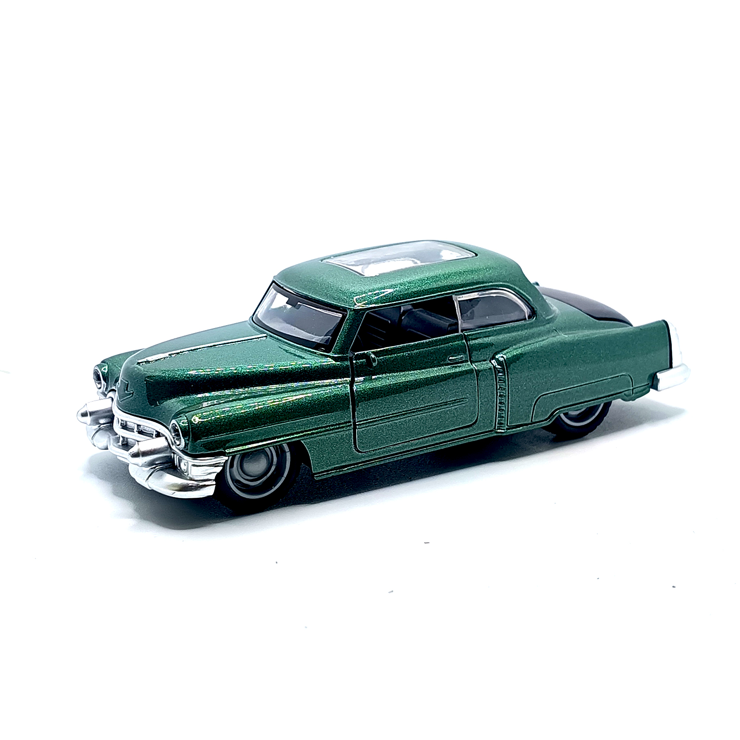 1953 Cadillac Series 62 Coupe Diecast Model Car – 1:36 Scale Classic Luxury Metal Body Vintage Car with Pull Back Action (Green) www.bellaqueen.in